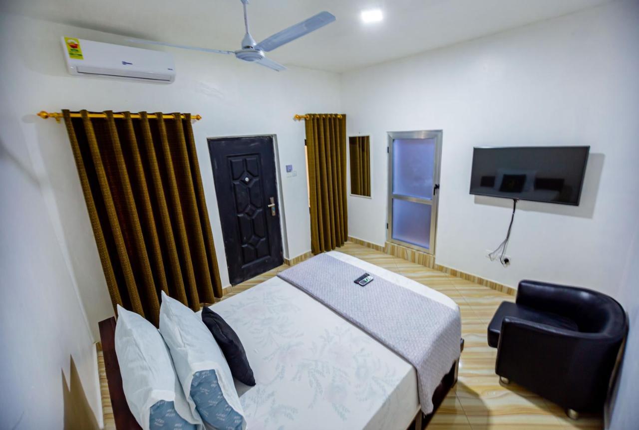Nap Apartment Hotel Dansoman Εξωτερικό φωτογραφία